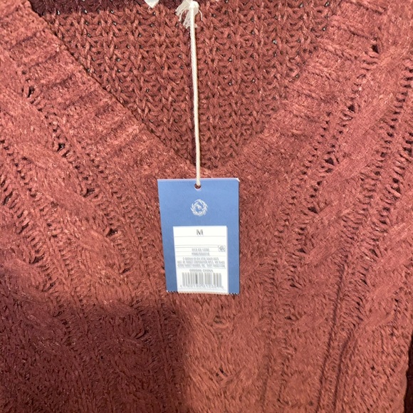 Sweater - Picture 3 of 3